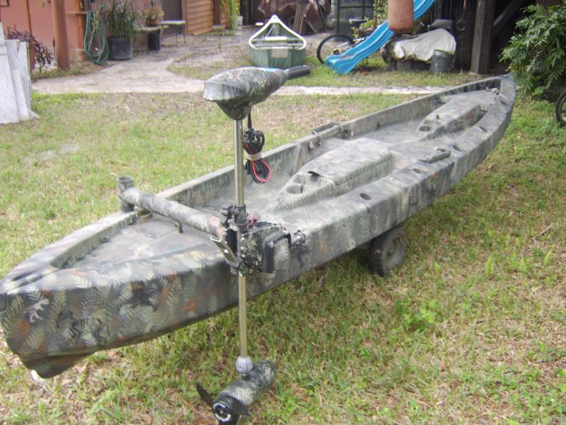 Modular two piece camo kayak with trolling transom