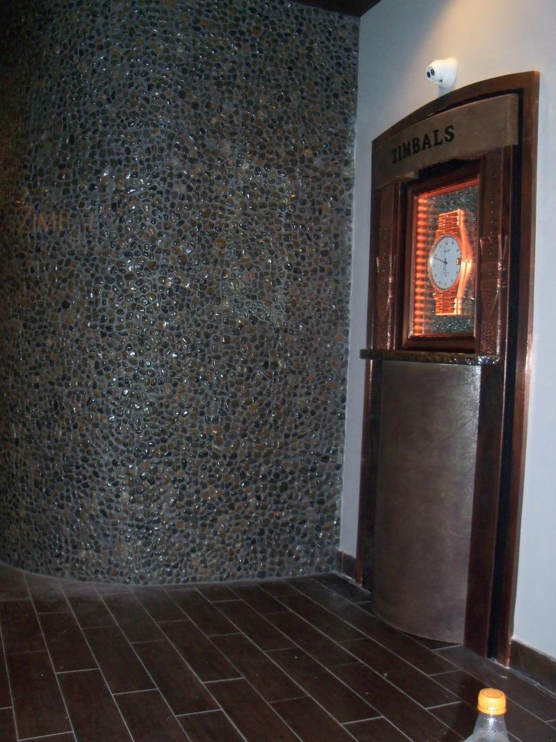 Rolex door